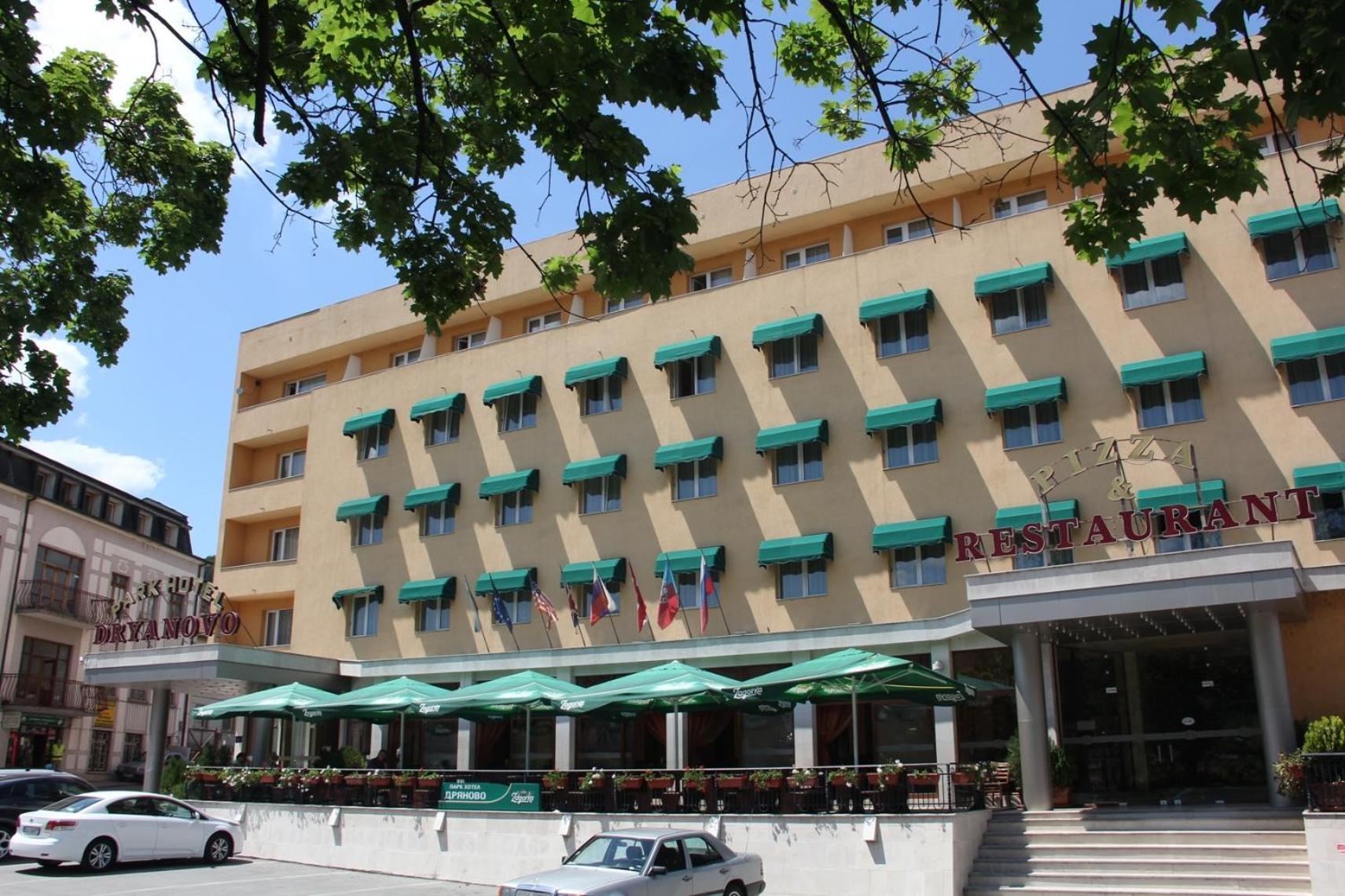 Park Hotel Dryanovo Exterior photo