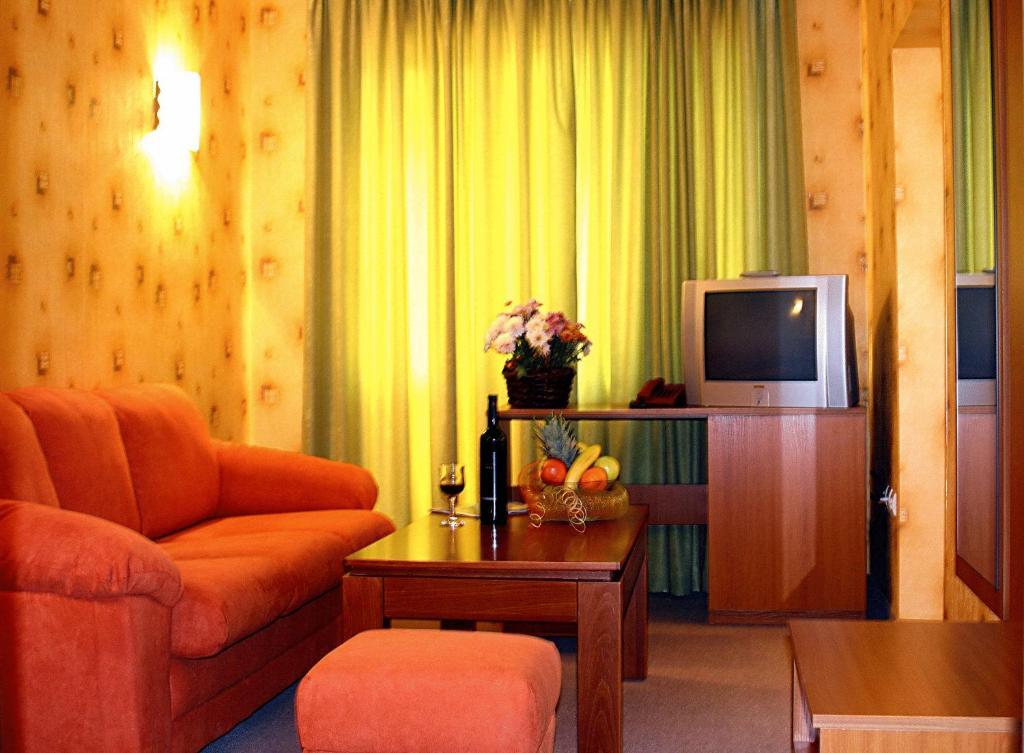 Park Hotel Dryanovo Exterior photo